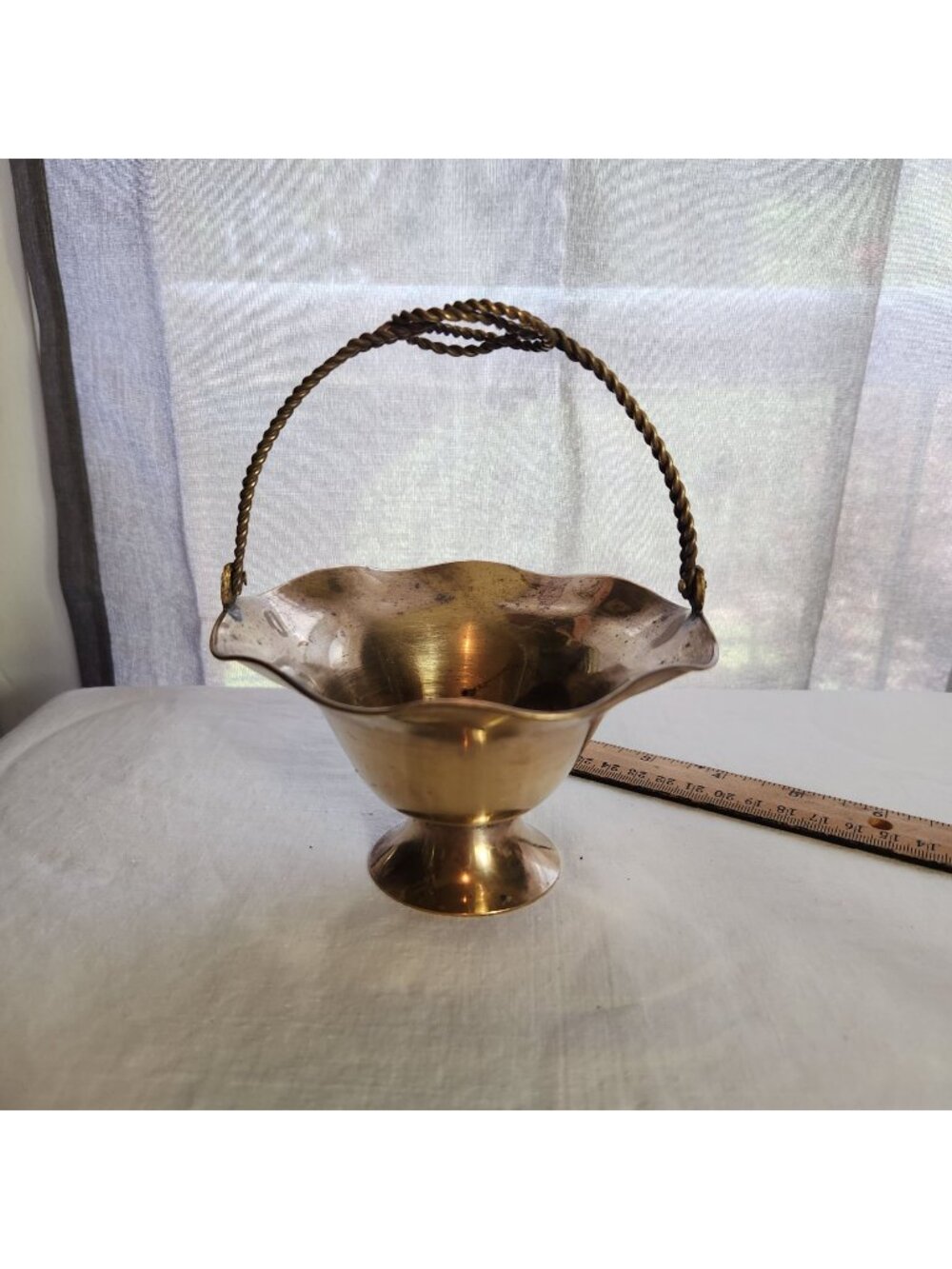 Vintage Brass Footed Basket With Twisted Handle Decorative Display Bowl 4.5" H X